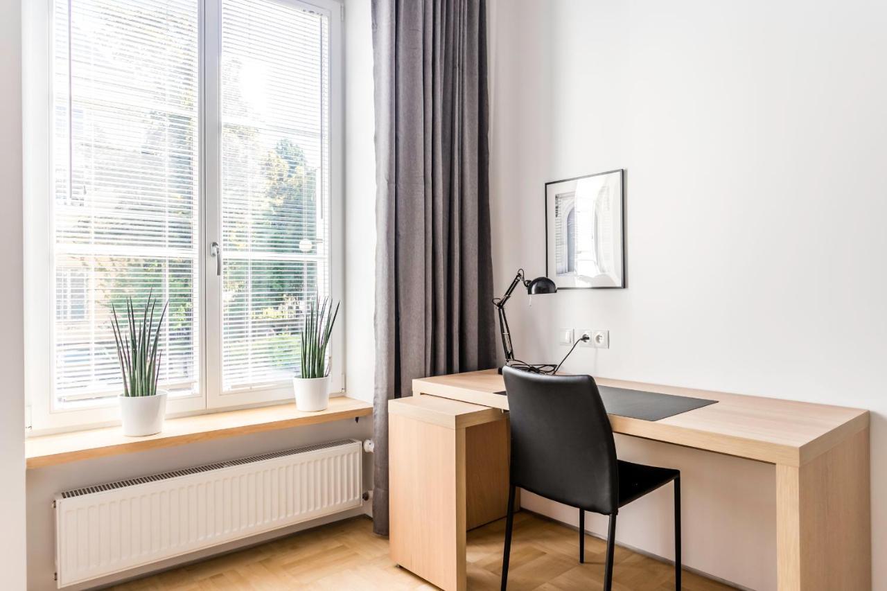 P&O Serviced Apartments Warecka Street Варшава Екстер'єр фото