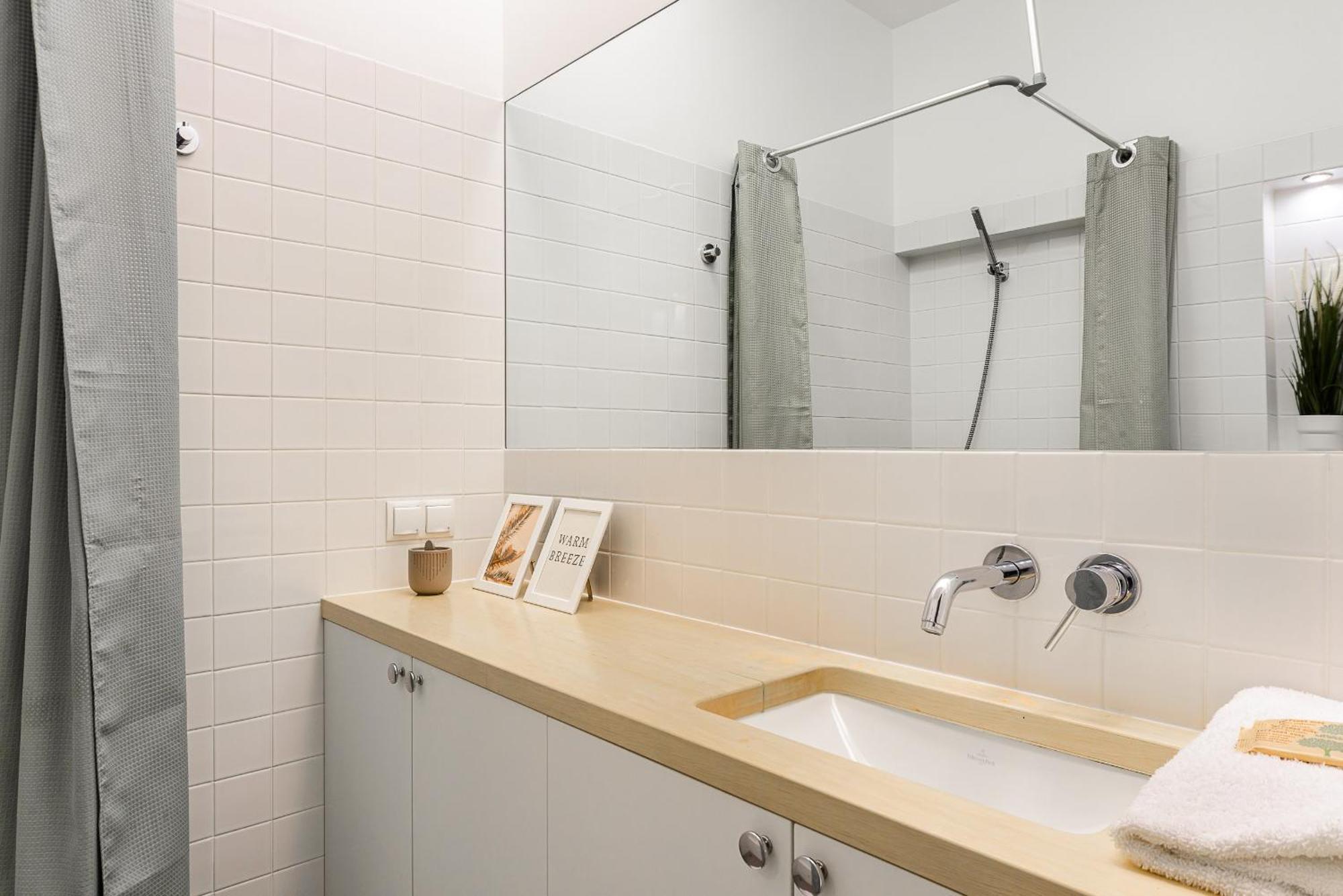 P&O Serviced Apartments Warecka Street Варшава Екстер'єр фото